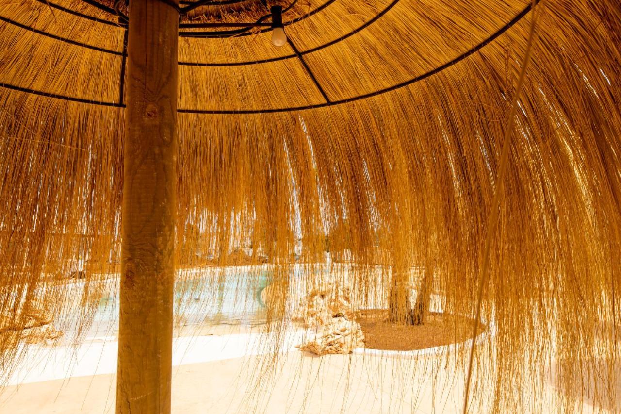 Eques Petit Resort Кала д'Ор Екстер'єр фото